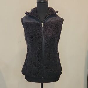 Columbia Faux Fur Full Zip Sleeveless Vest Women's Sz XS Black EUC COMFY NICE!